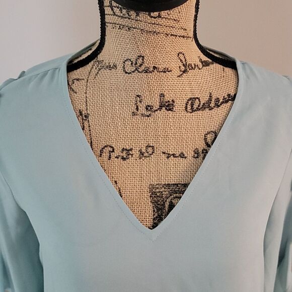 1. STATE Cold Shoulder Mint Leaf top - Picture 4 of 5